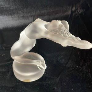 Lalique France Chrysis Female Chrystal statue